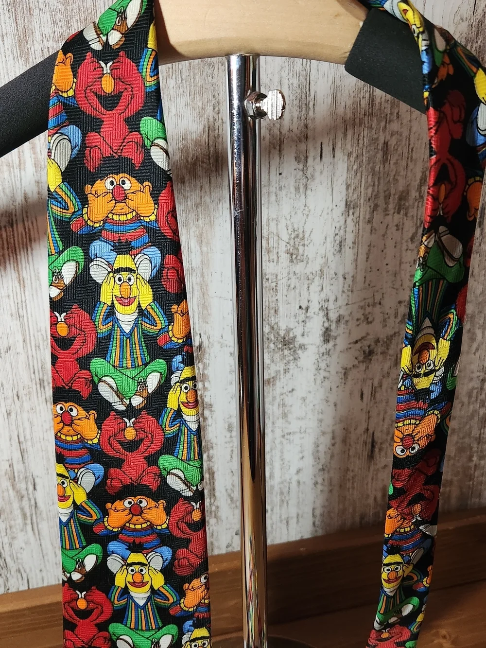 Sesame Street Peek-A-Boo Novelty Necktie Elmo Bert Ernie Bright Colorful L@@K